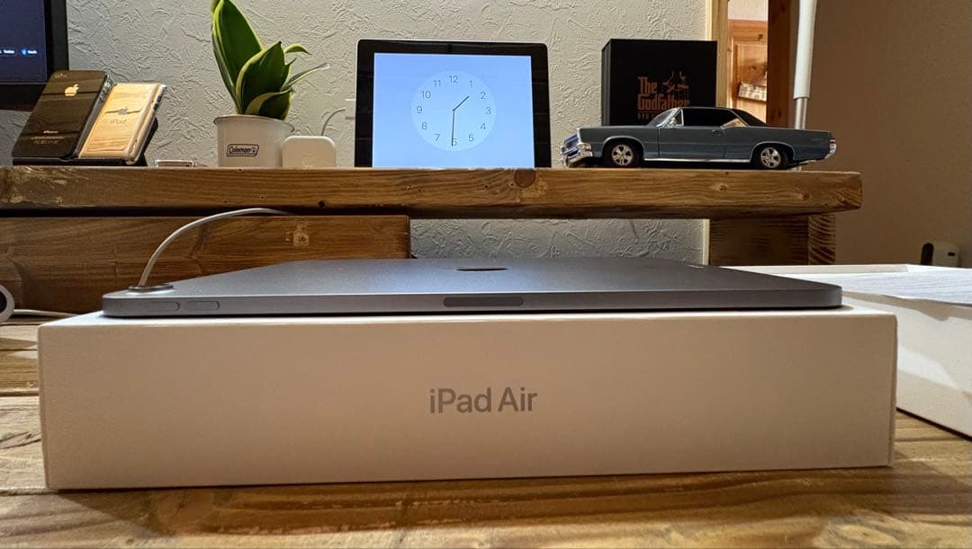 iPad Air 11インチ M2チップ スペースグレイ バッテリー100％