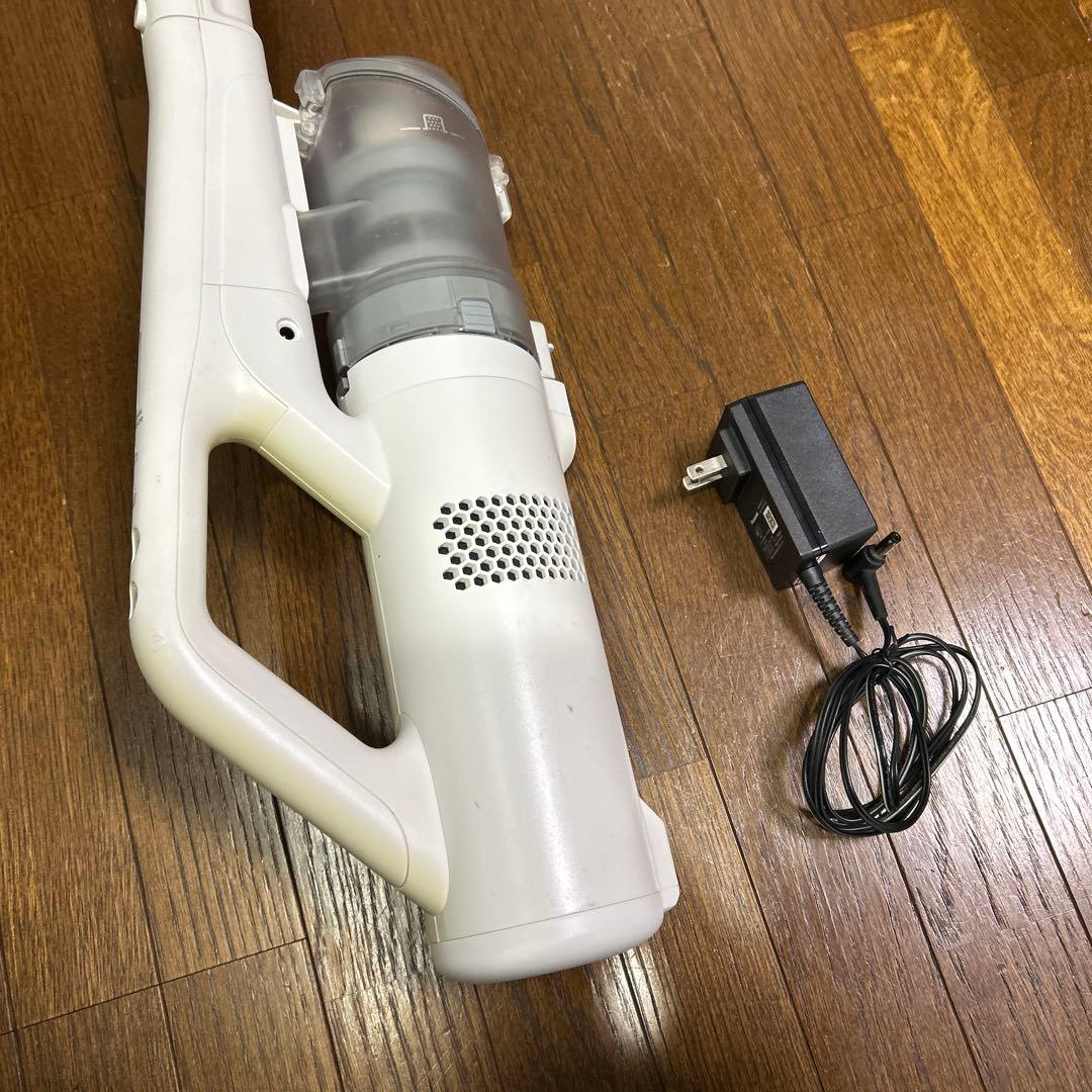 Panasonic MC-SB85K コードレス スティック掃除機　中古