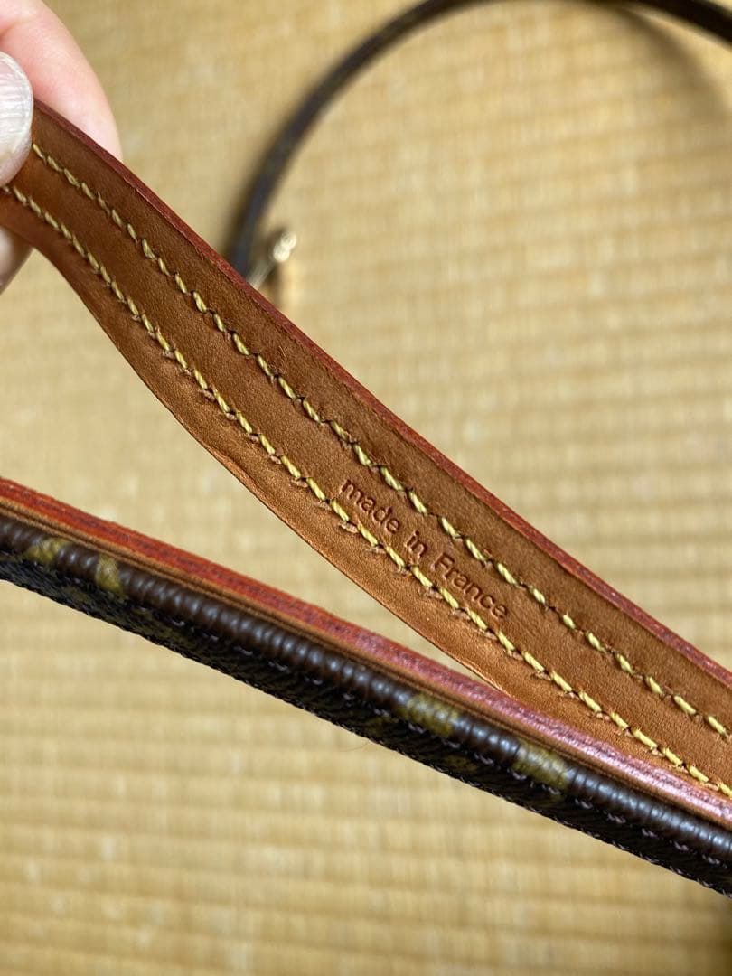 りこまる　茶色レザー モノグラム ハーネスリード