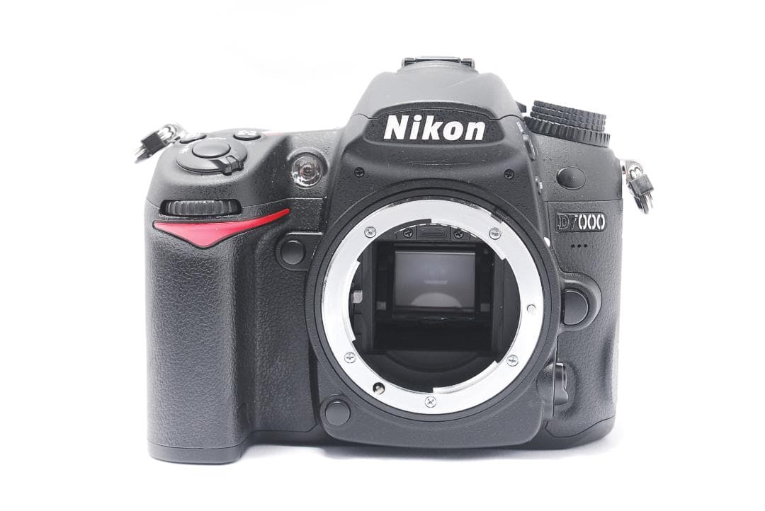 Nikon D7000　初心者～中級者　高倍率レンズセット、センサー清掃済み✨