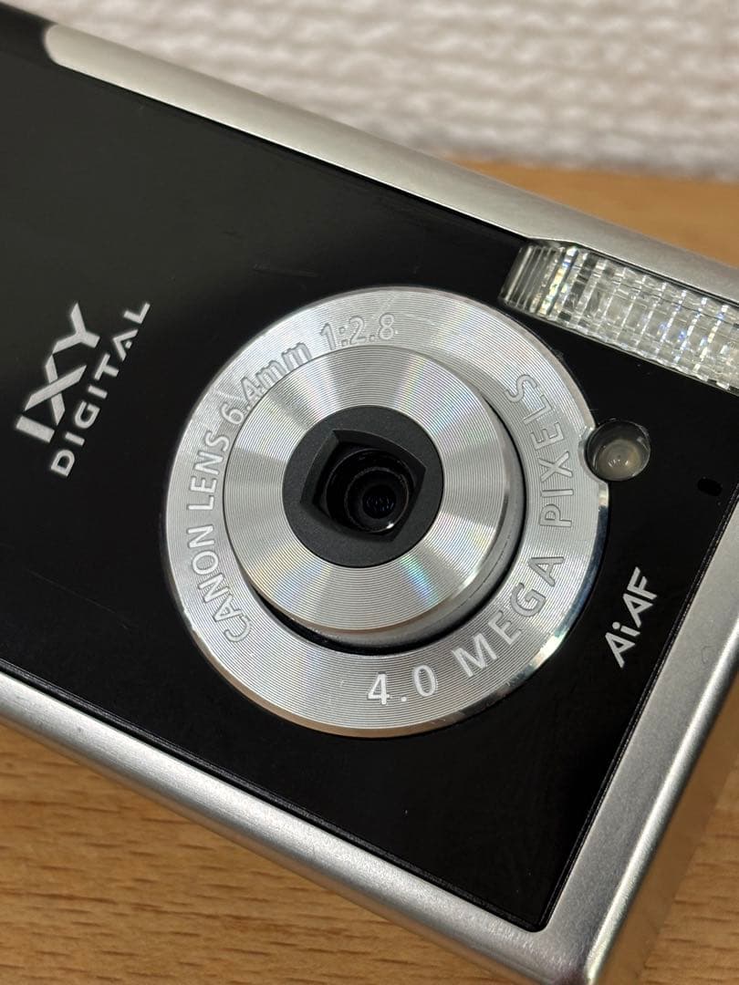 ◆超コンパクトなデジタルカメラ◆キャノン◆IXY DIGITAL L◆