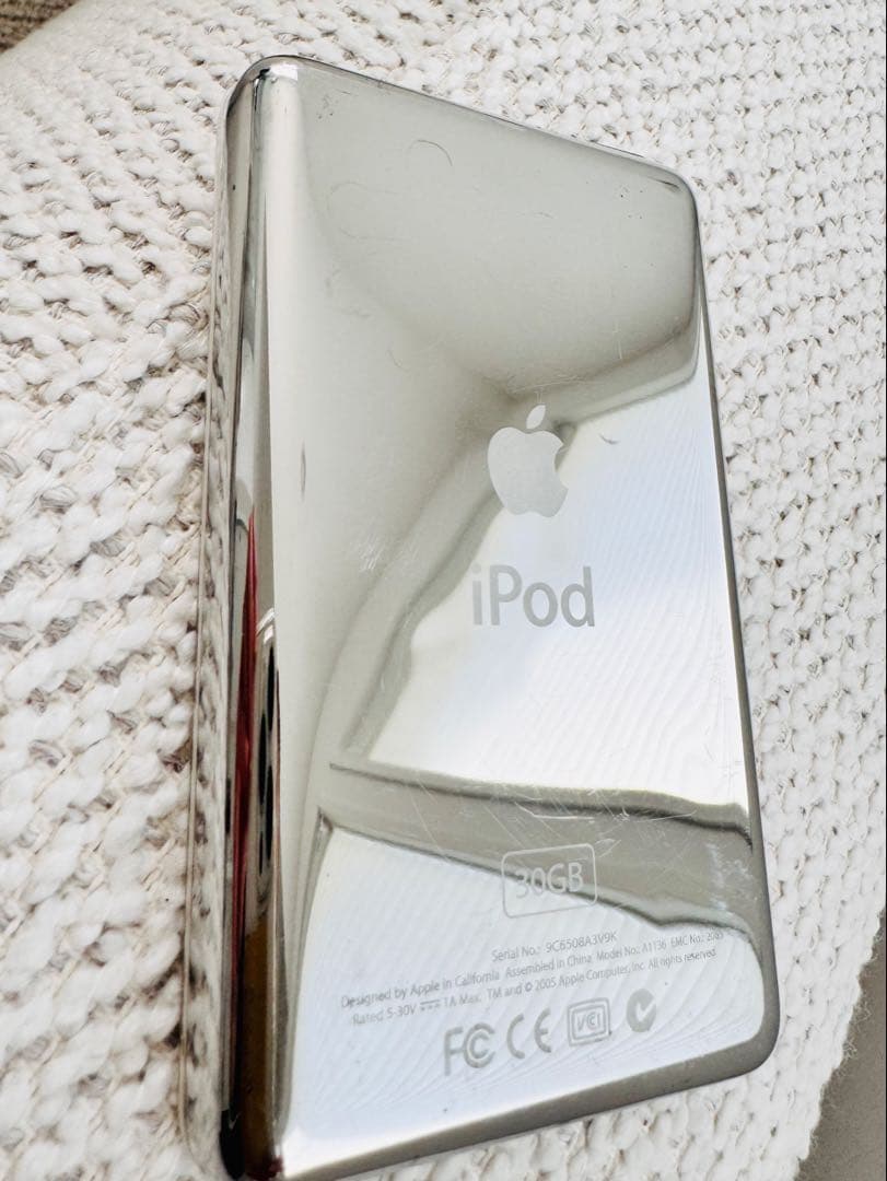 美品 iPod classic 5世代128GB SSD化 電池新品 A1136