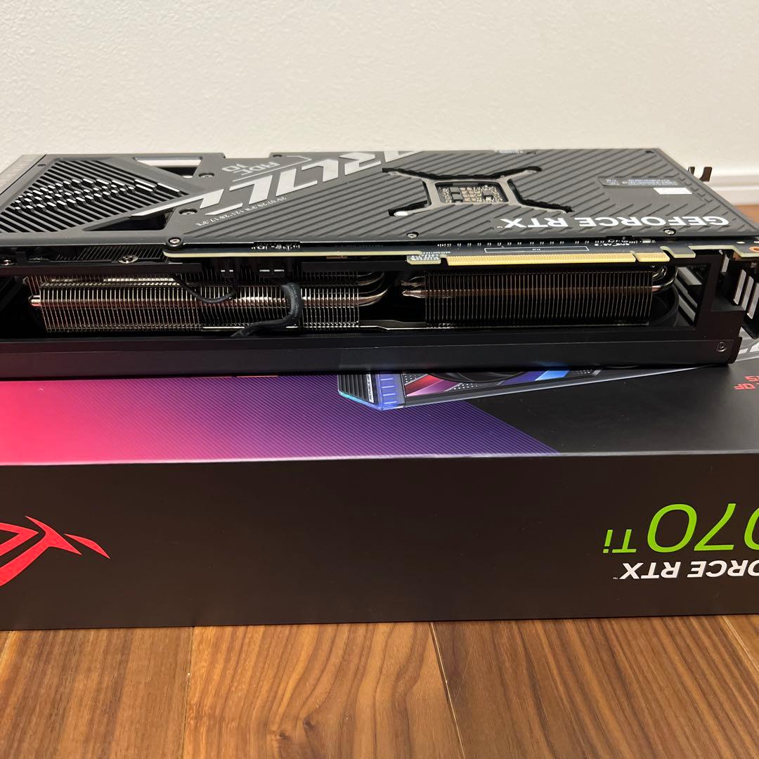 ROG Strix GeForce RTX 4070Ti 12GB 非OC