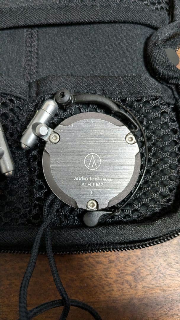 audio-technica ATH-EM7 イヤホン ケース付き