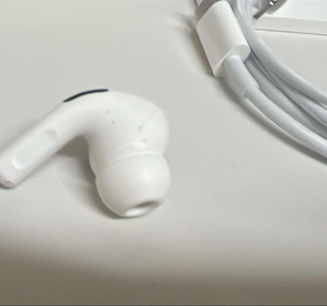 美品　AirPods Pro 本体・充電ケース・箱付き　第一世代