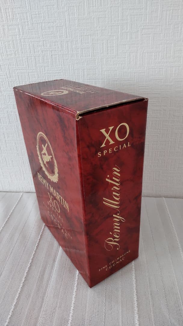 猫ちゃん[未開栓] 箱つき REMY MARTIN XO SPECIAL