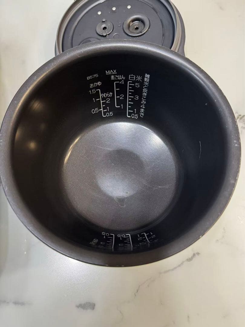 象印　圧力IH炊飯ジャー炎舞炊き 型名NW-LA10型色柄BZ