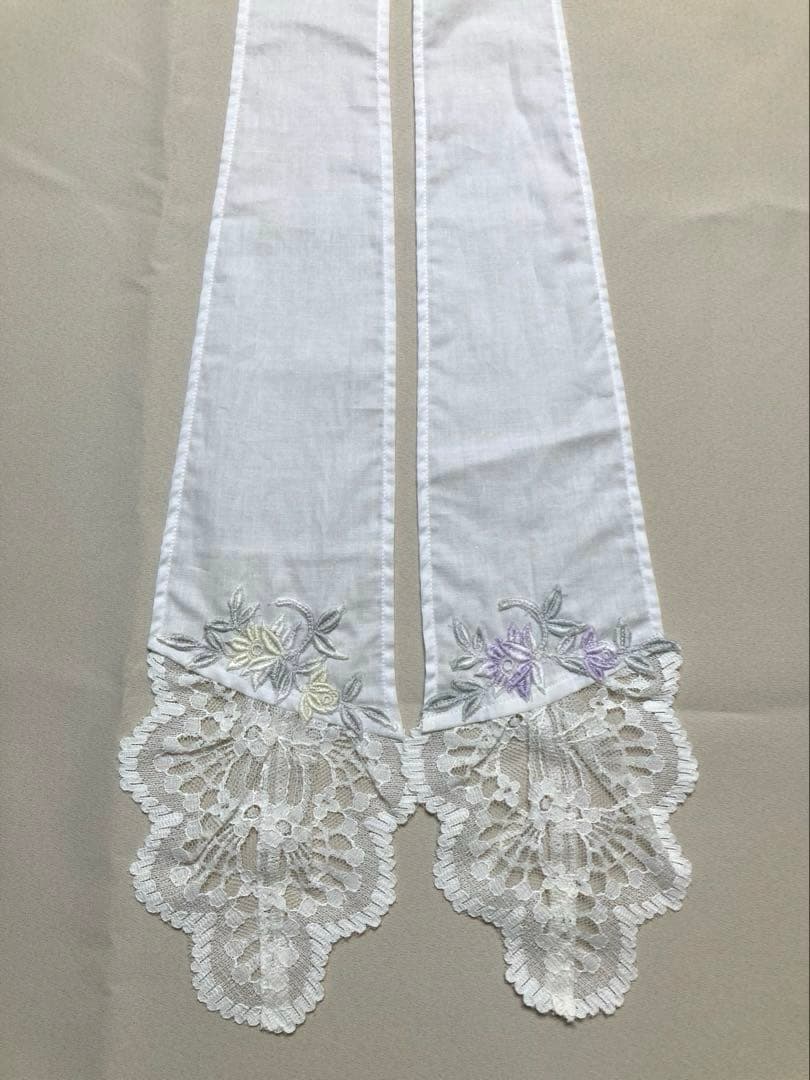 新品未使用さえら ヒスクローネ　レース エプロン ヴィンテージ