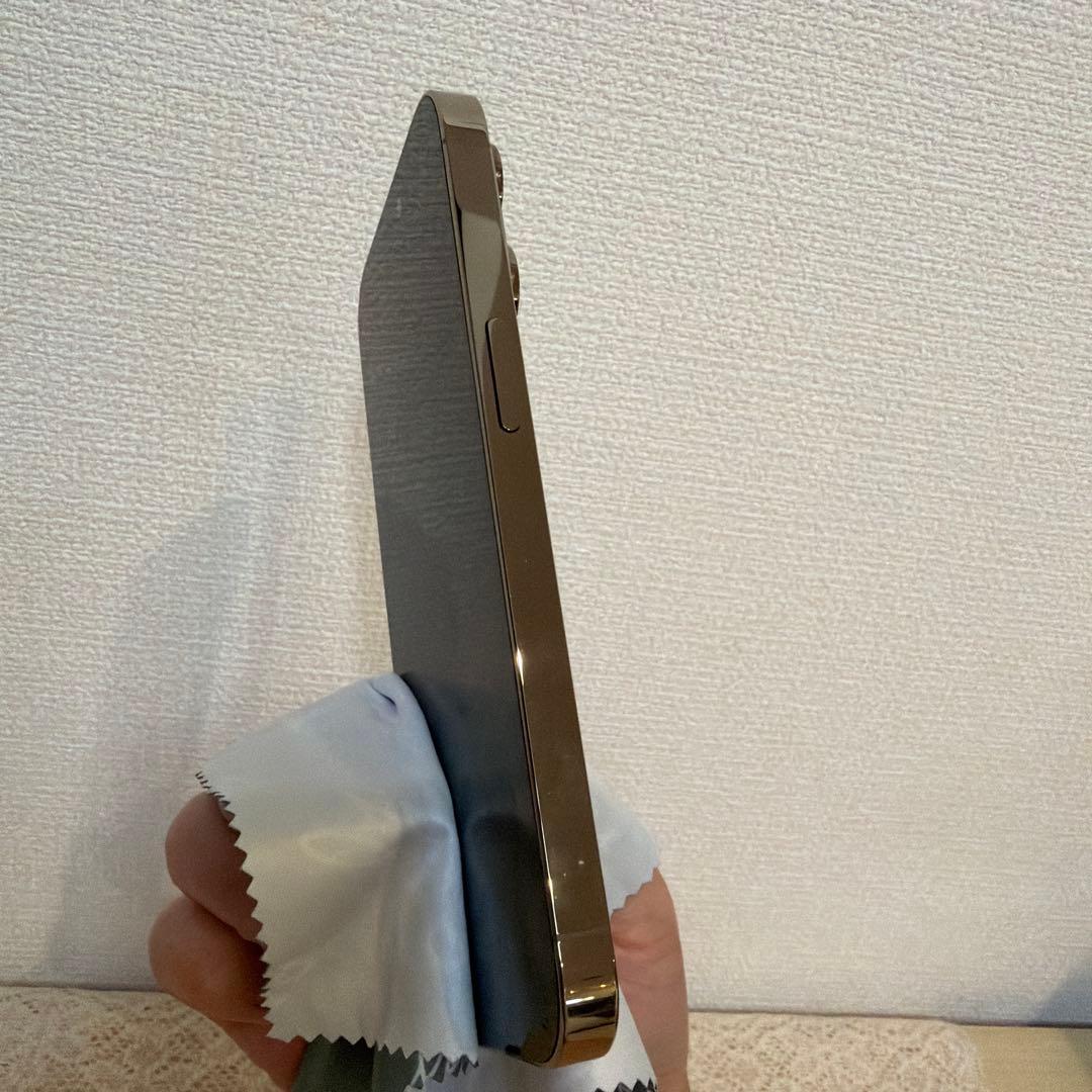 iPhone 14 Pro ゴールド 本体　256GB