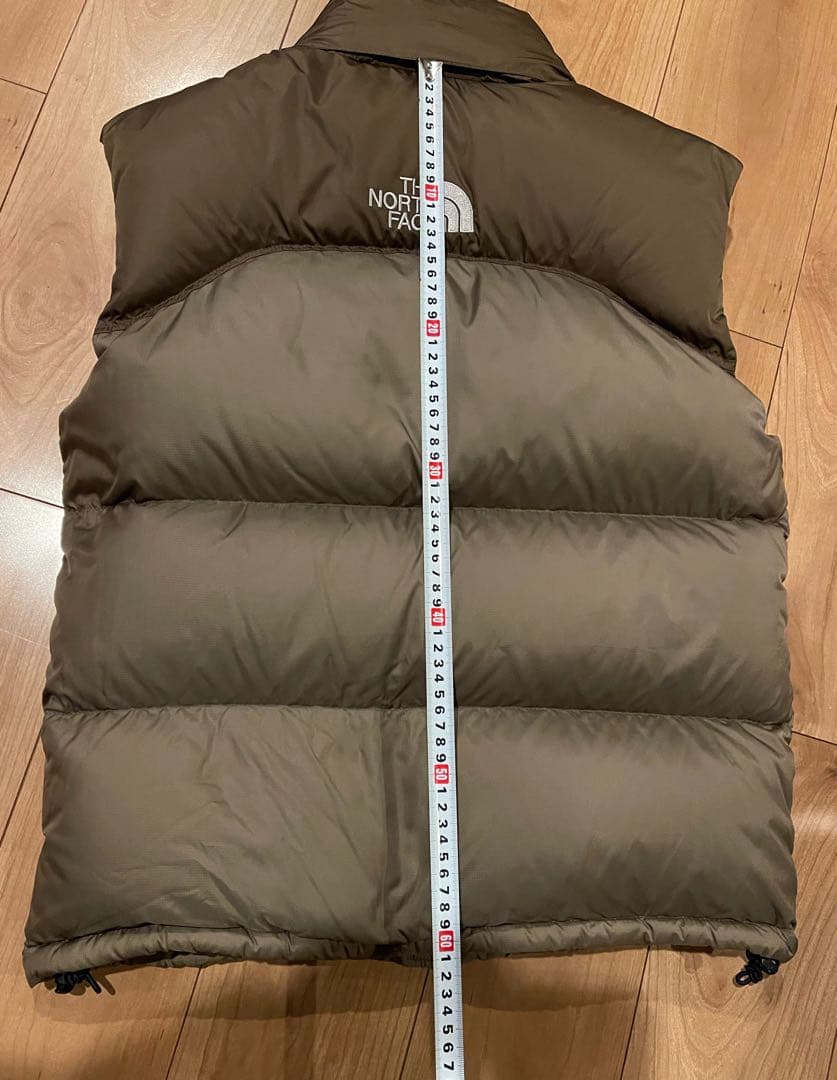 ノースフェイス　ダウンベスト　ヌプシ　センターロゴ