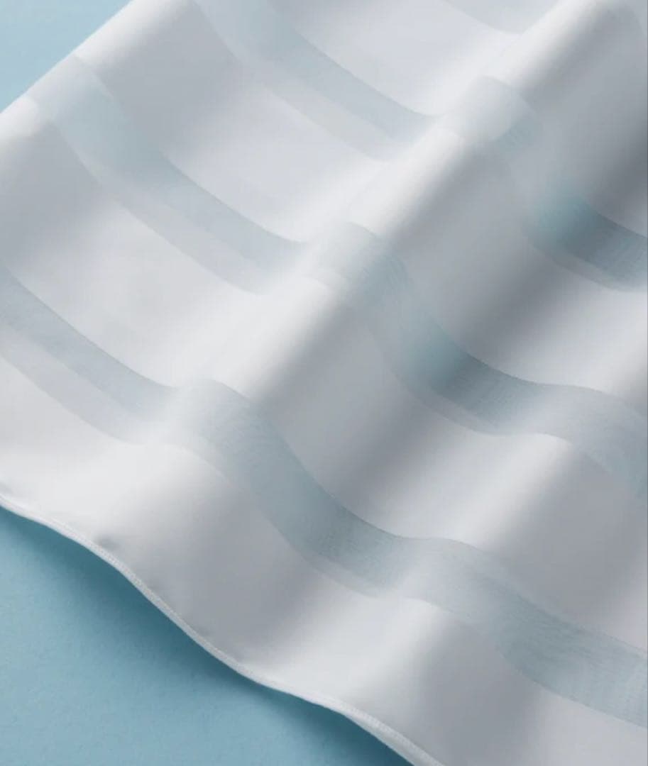 現行　新品ミキハウス　セレモニードレスセット　通年向け　お宮参り　退院　出産準備