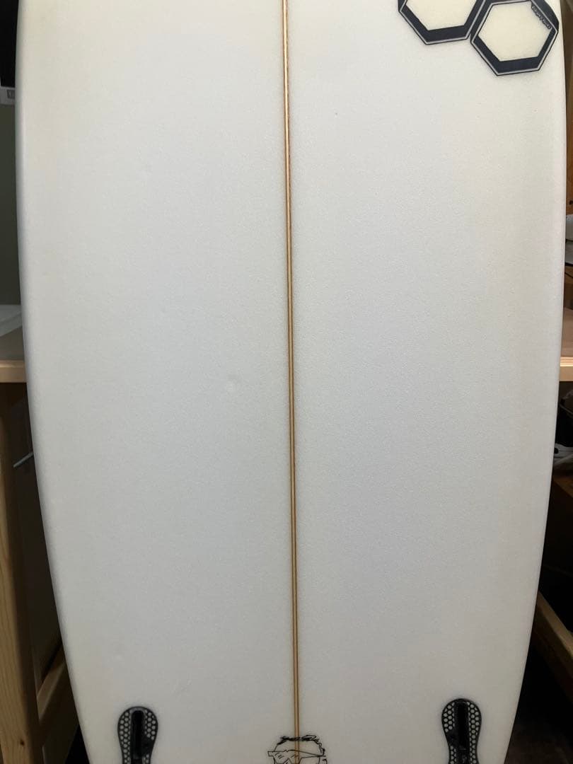 アルメリック　ネックベアード3 (5.8)