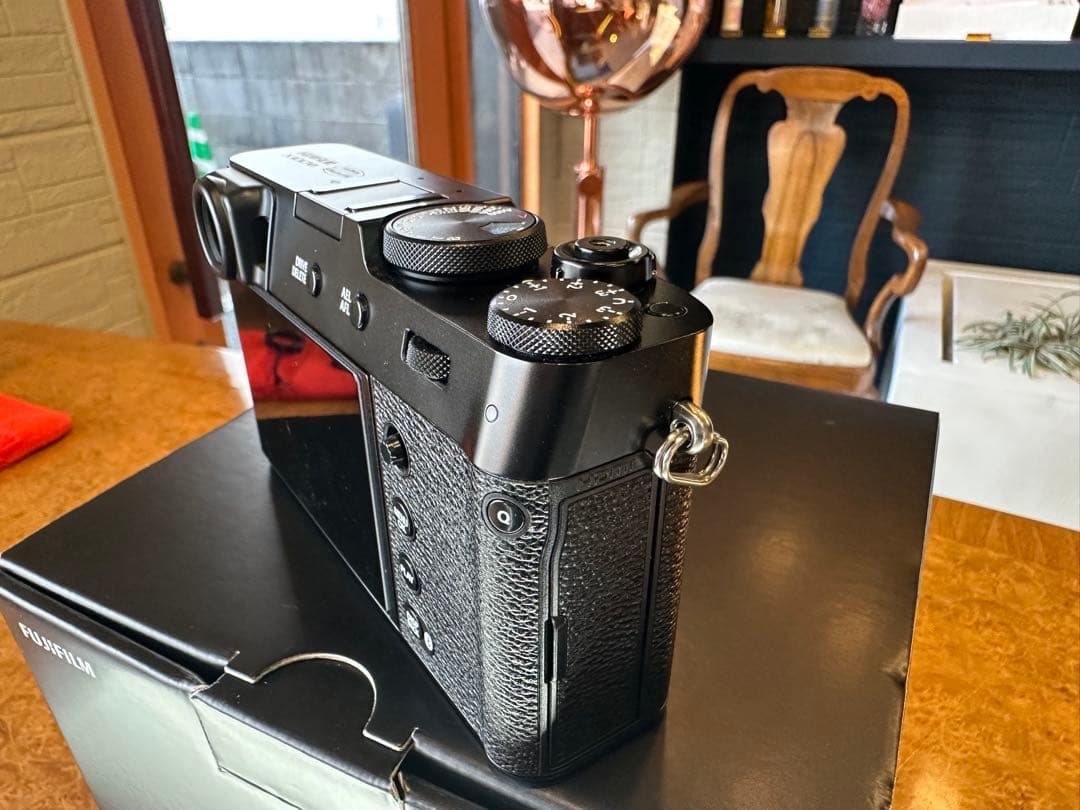 〜極美品〜多言語/FUJIFILM X100VI ブラック　※多数オプション品付
