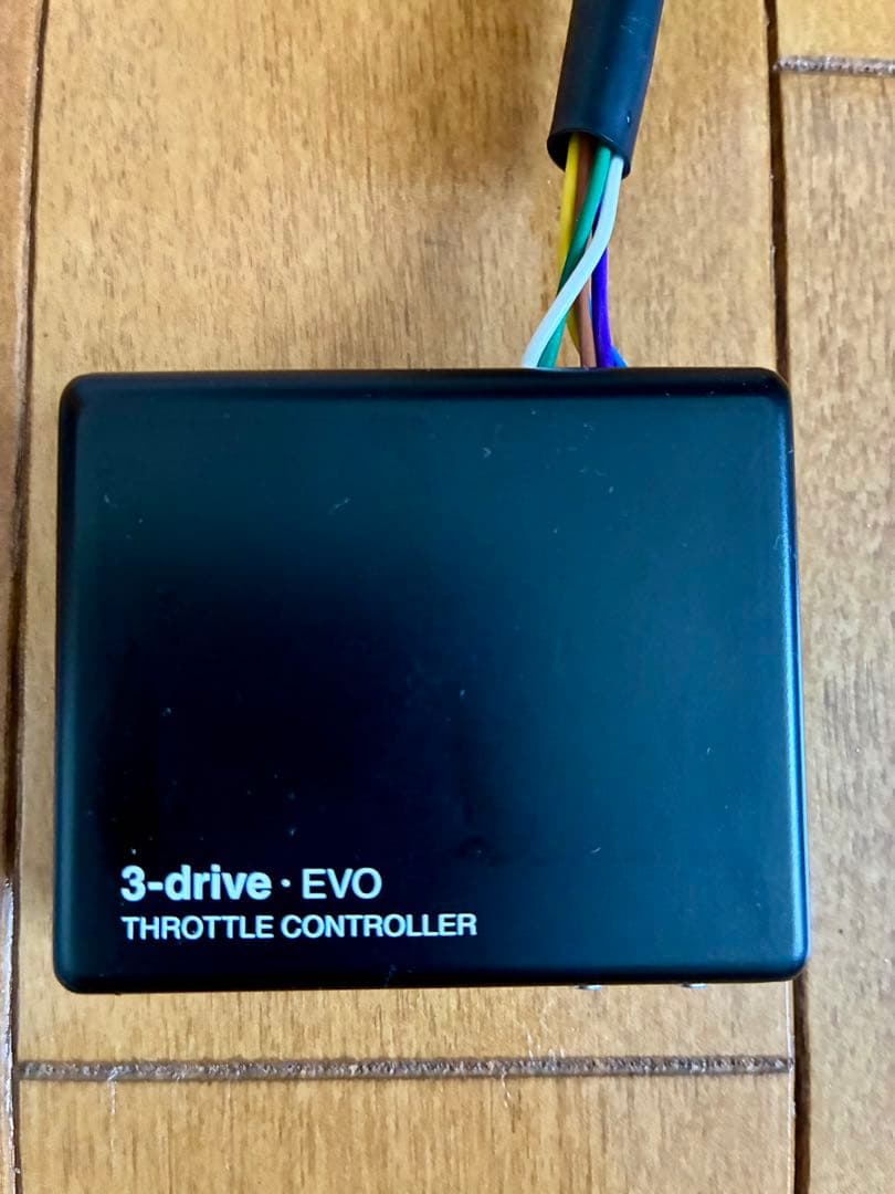 Pivot 3-drive EVO スロットルコントローラー ハーネス付き