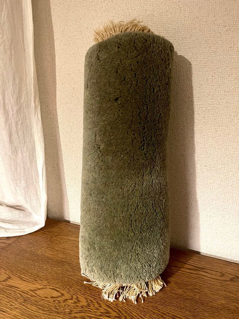 【未使用品】MUNI CARPETS チェアラグ　モスグリーン