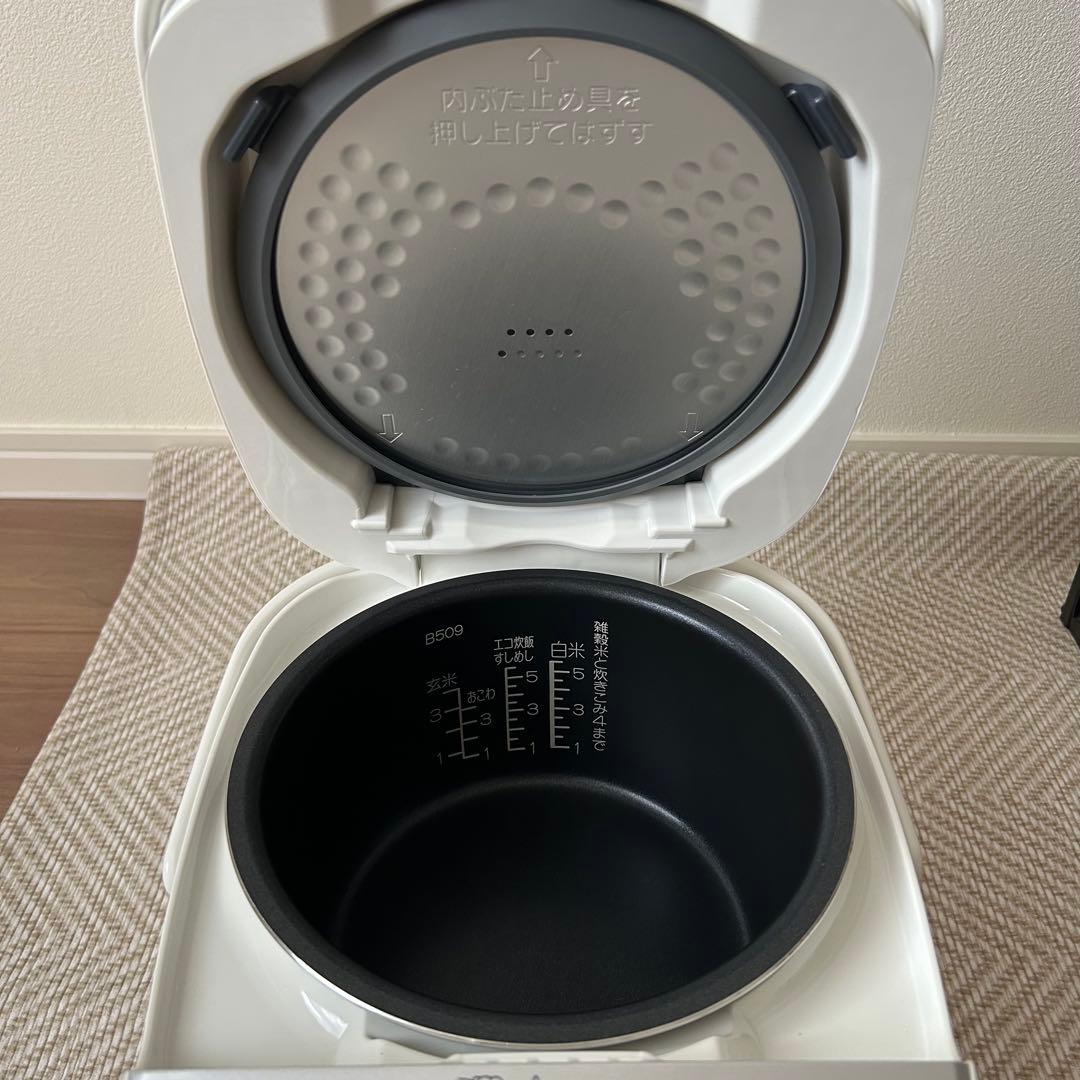 象印 5.5合炊き炊飯器