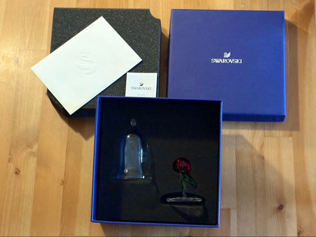 Swarovski スワロフスキー　美女と野獣　薔薇　オブジェ　魔法のバラ