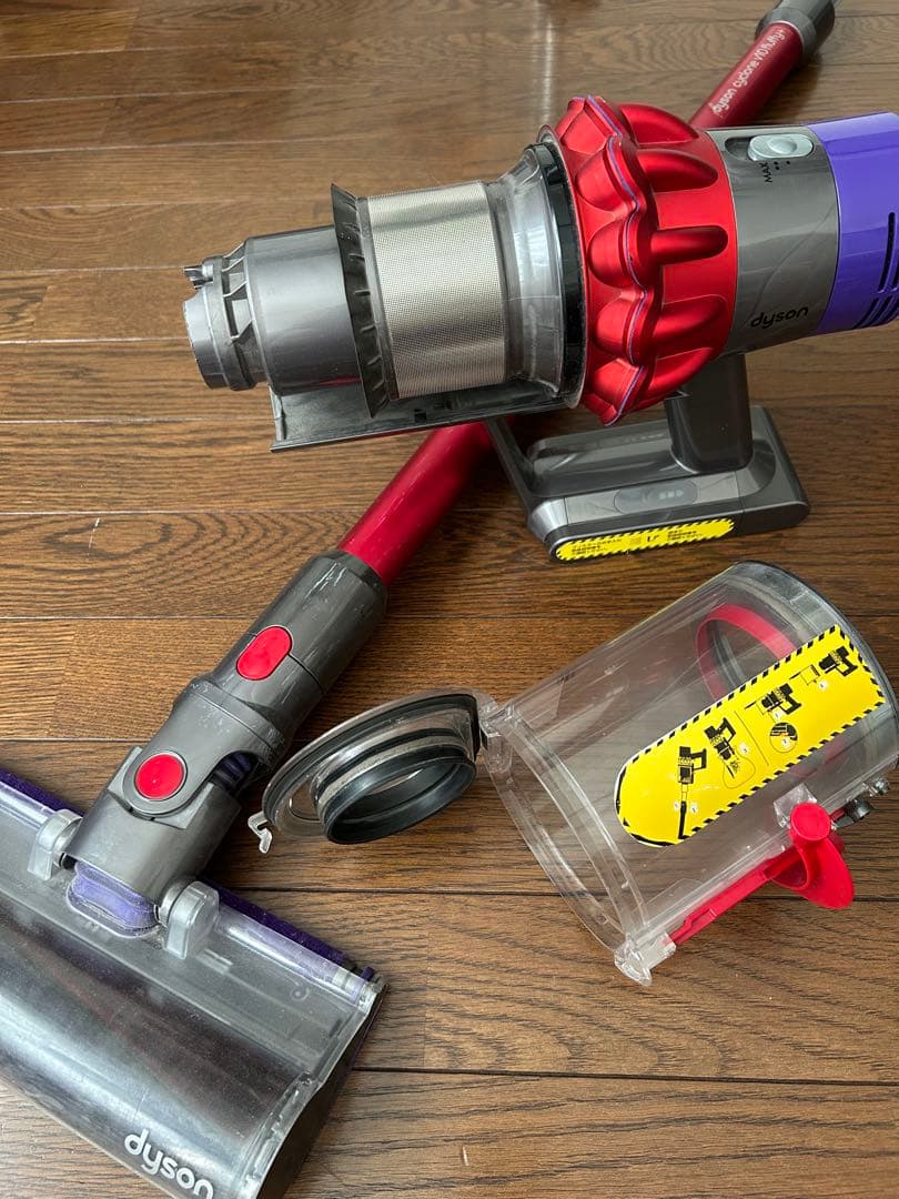 Dyson cyclone V10 fluffy+ 本体