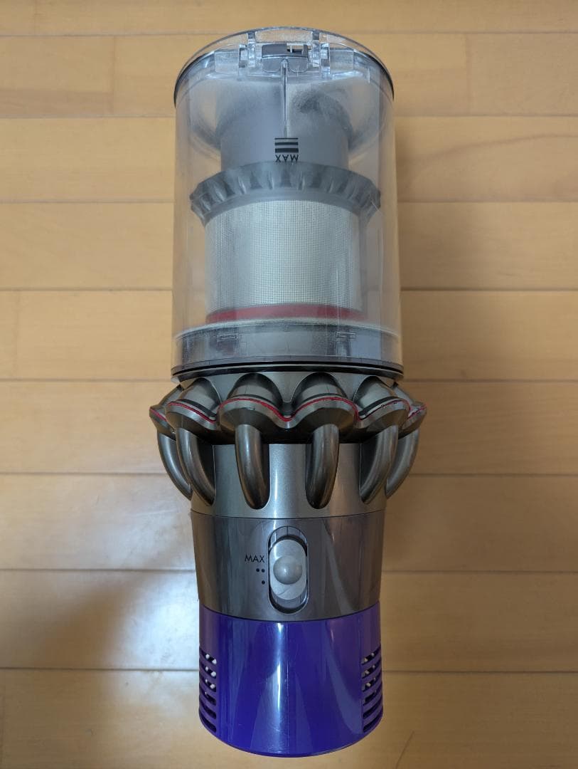 ジャンク品 ダイソン Dyson Cyclone V10 Fluffy SV12
