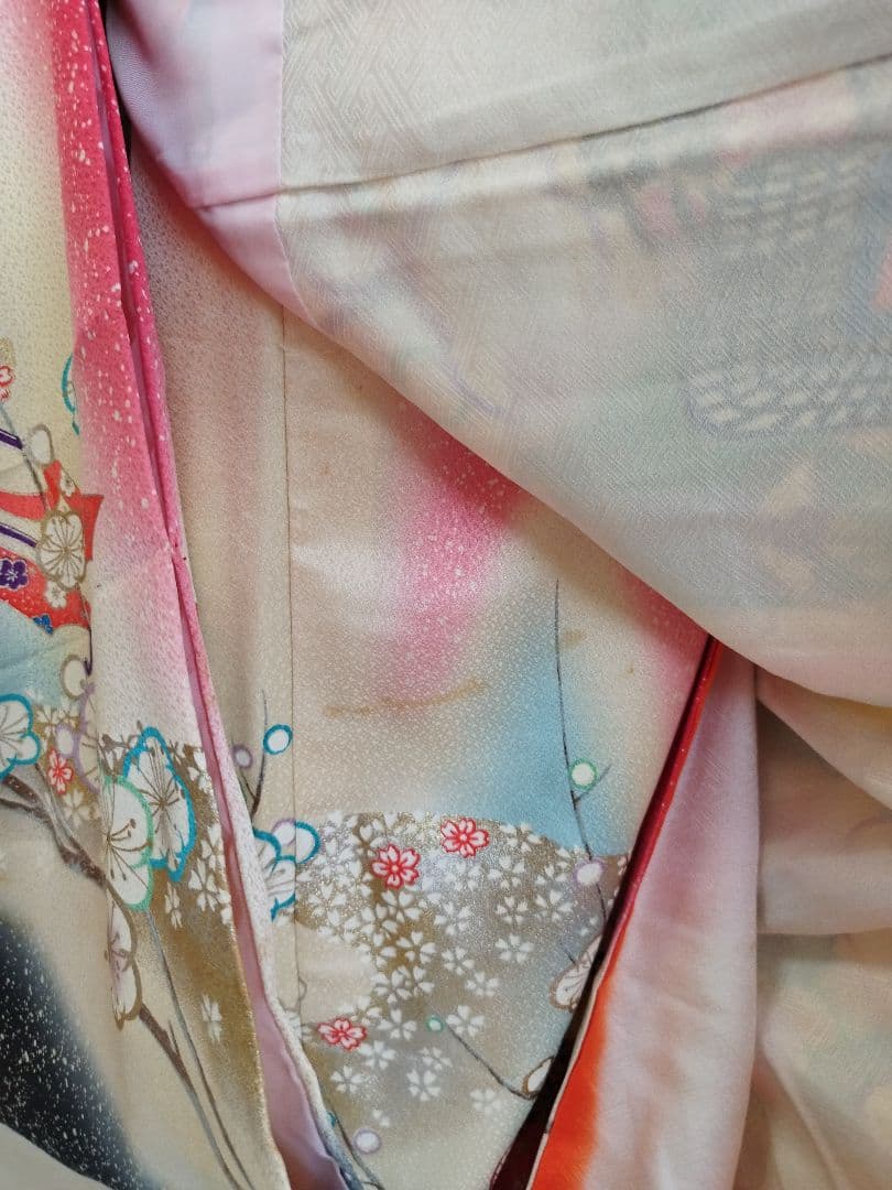 正絹☆古典調絵羽柄の着物単品