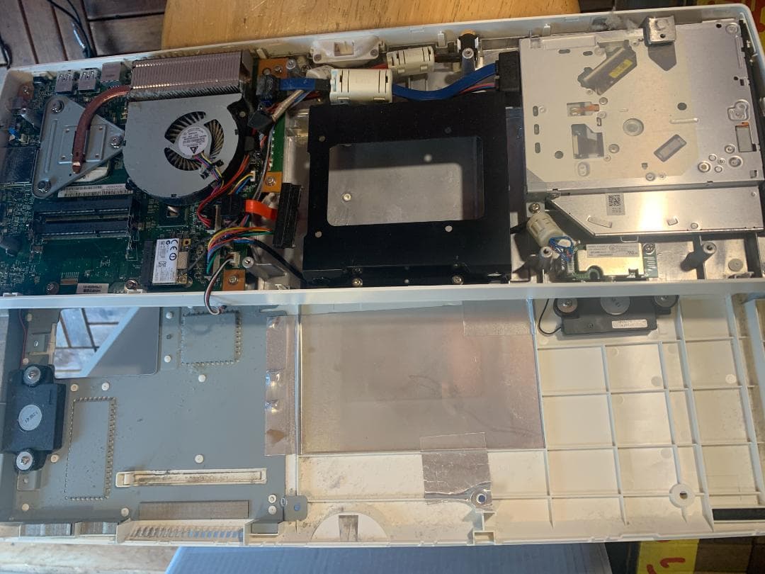 【部品取り】【ジャンク】富士通　 FMVW77MW ESPRIMO　WH77/M