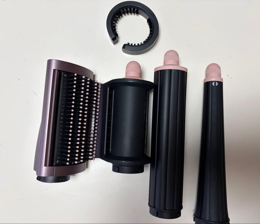 ダイソン ヘアスタイラー ポーチ付き