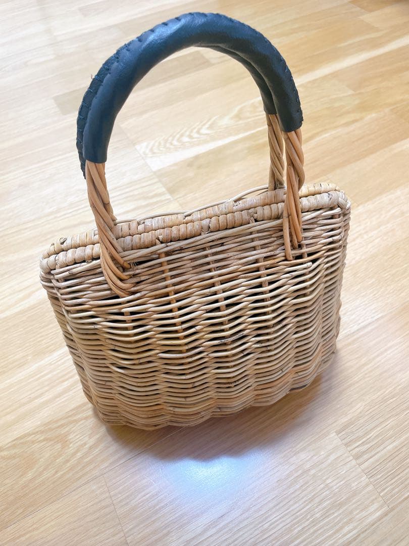 ‼️最終セール‼️【美品✨】toca odds かごバッグ シェルアラログ柳