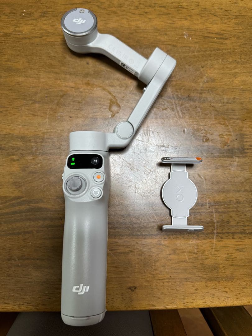 DJI スマホジンバル　Osmo Mobile 7