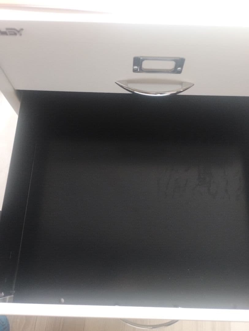 BISLEY　ビスレー　キャビネット　鍵無し　白