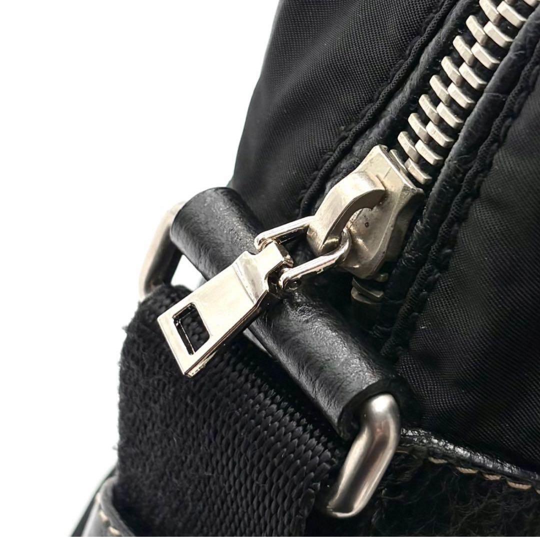 【美品】希少 プラダ ショルダーバッグ ナイロン レザー 三角ロゴ 斜め掛け 黒