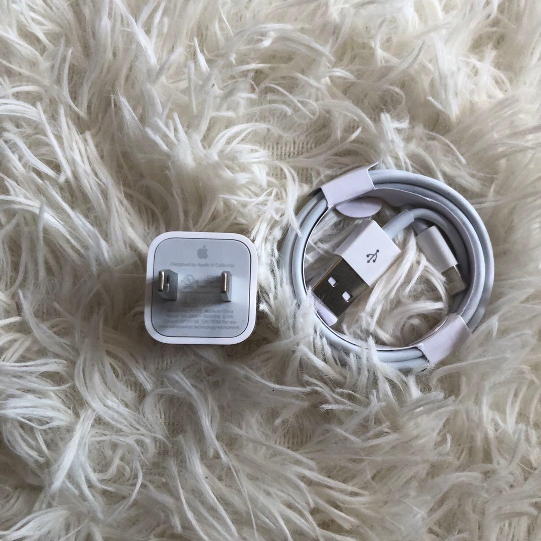 【即購入OK】iPad 第8世代 セルラーモデル【極美品】 #71 【付属品】