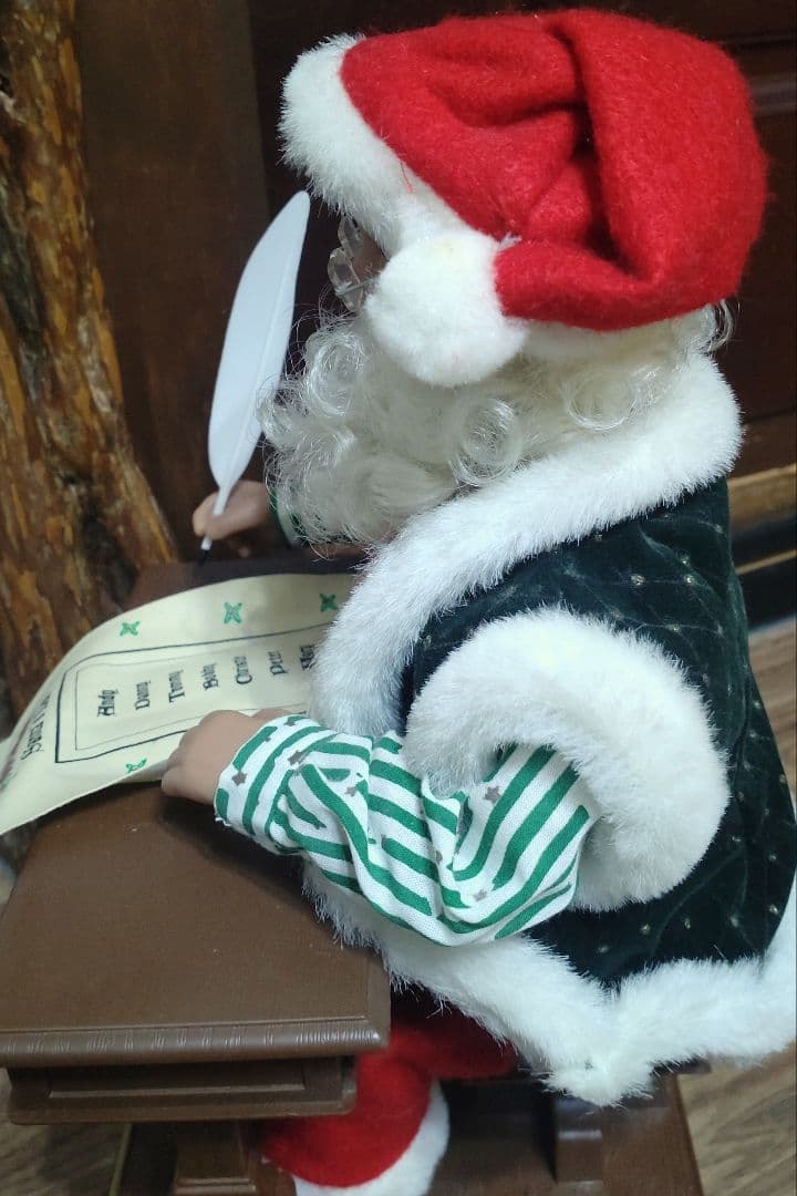 海外製　サンタクロース　人形