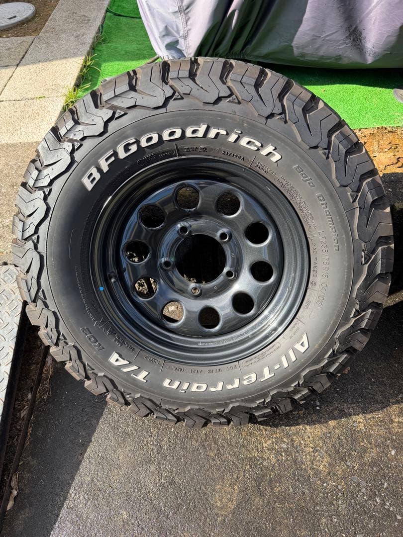 ビーブル　 BFGoodrich KO2 235/75R15 5本