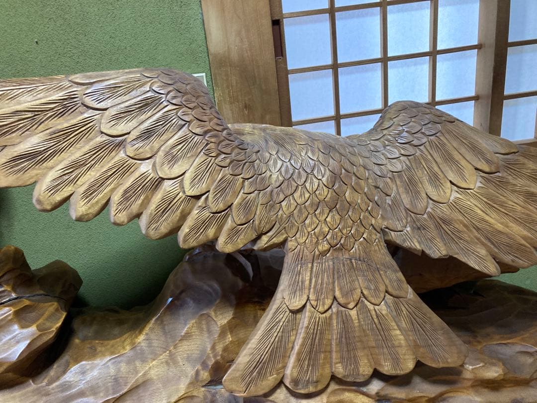 木製彫刻 虎　鷹アンティーク　天然木　置物 縁起物　一枚板