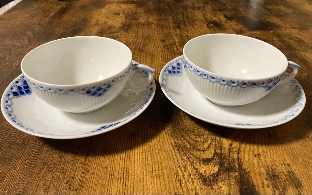   カップ ＆ソーサー ＆ イヤープレート