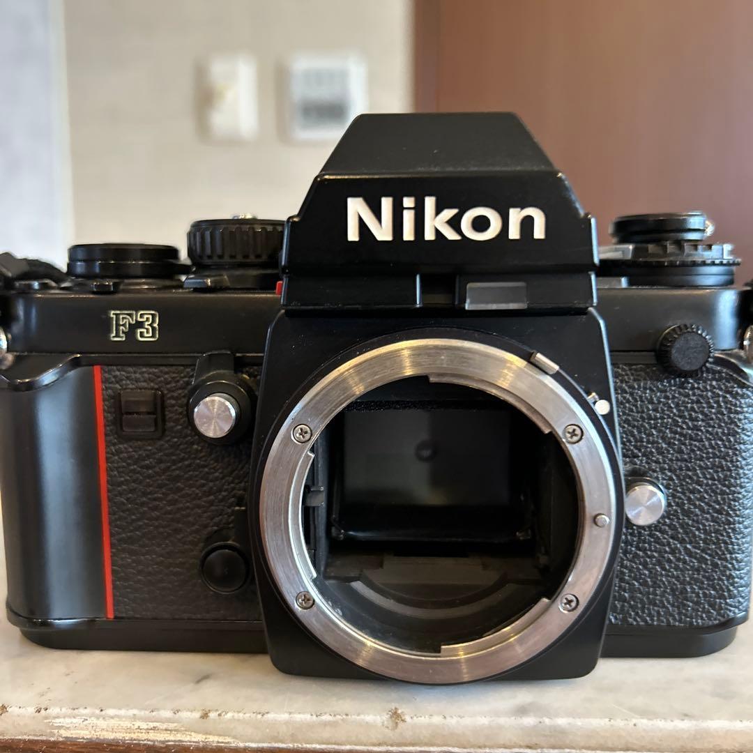 Nikon F3 、MD-4(要修理)、ケース、その他