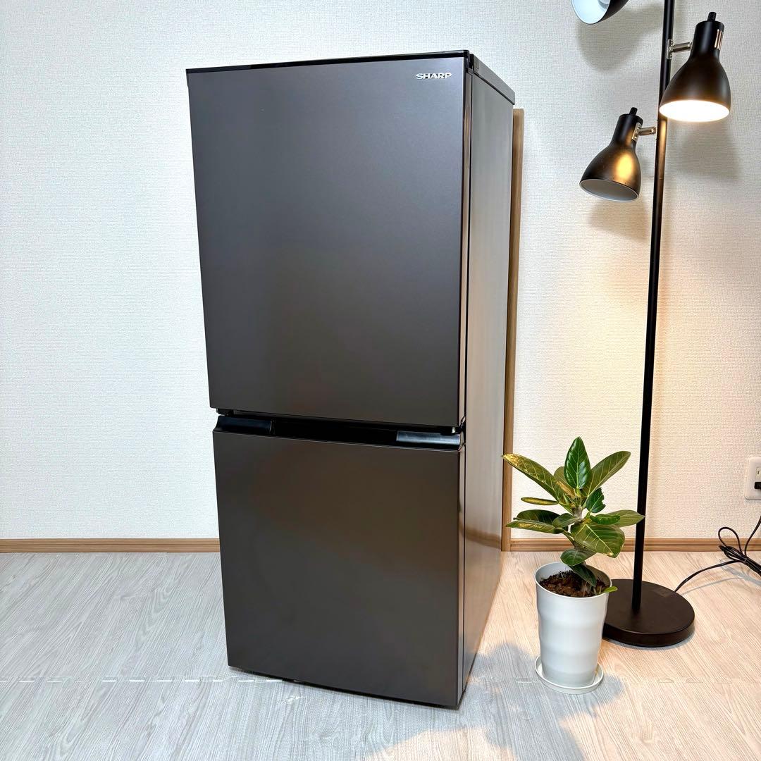 2024年 冷蔵庫 一人暮らし 単身用 小型 3ヶ月保証送料無料 シャープ 美品