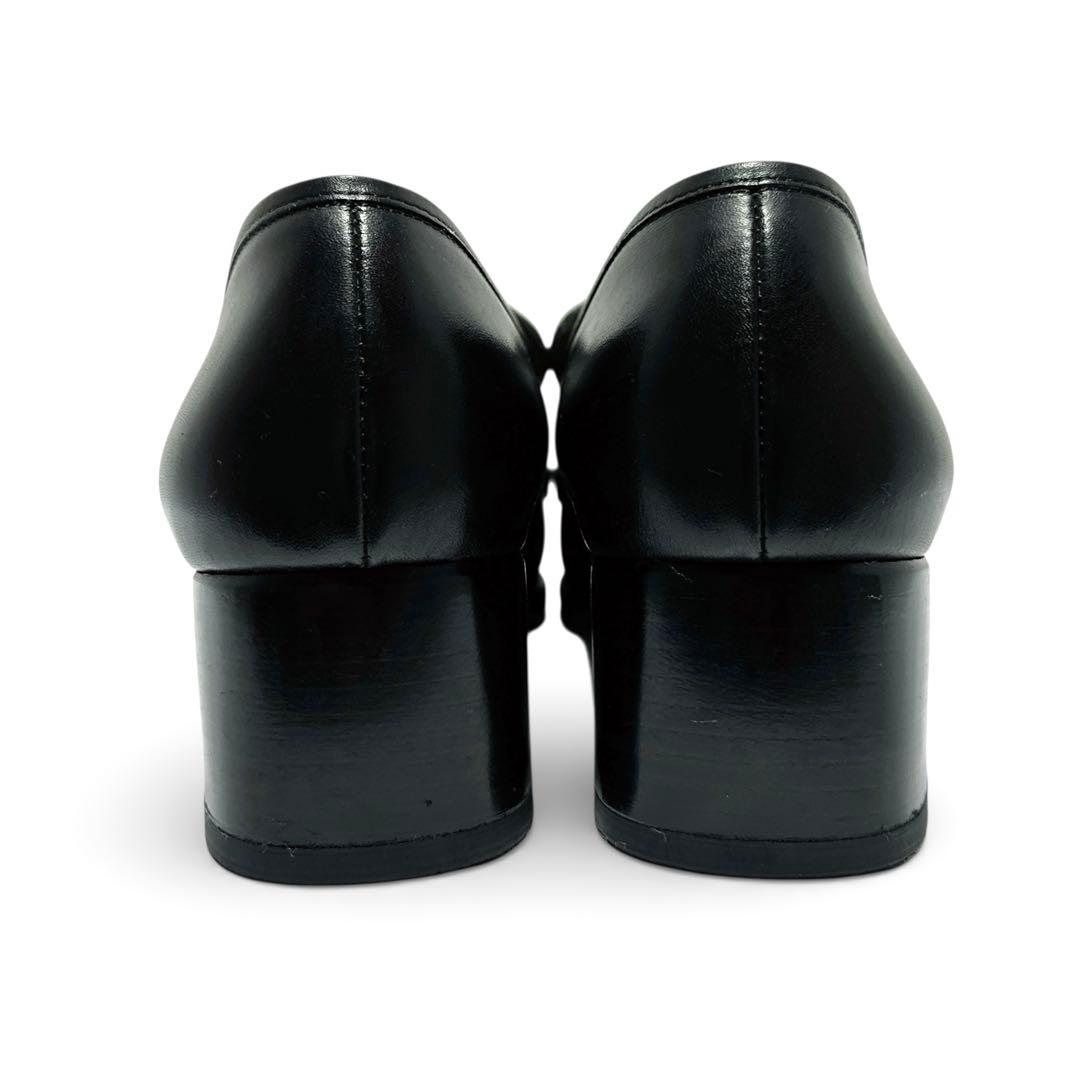 極美品✨フェラガモ 7C 約24㎝ ヴァラ レザー ローファー パンプス 黒