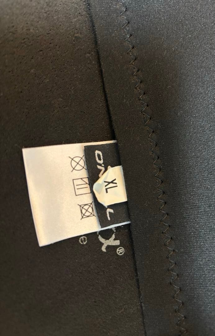【専用】O'Neill XL ブラックタッパーウェットスーツ