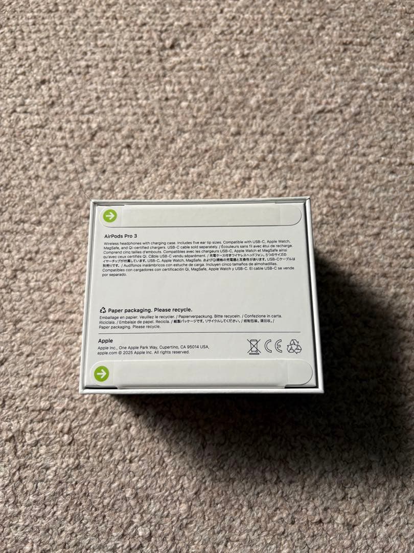 新品未使用　MFHP4J/A AirPods Pro3 Apple