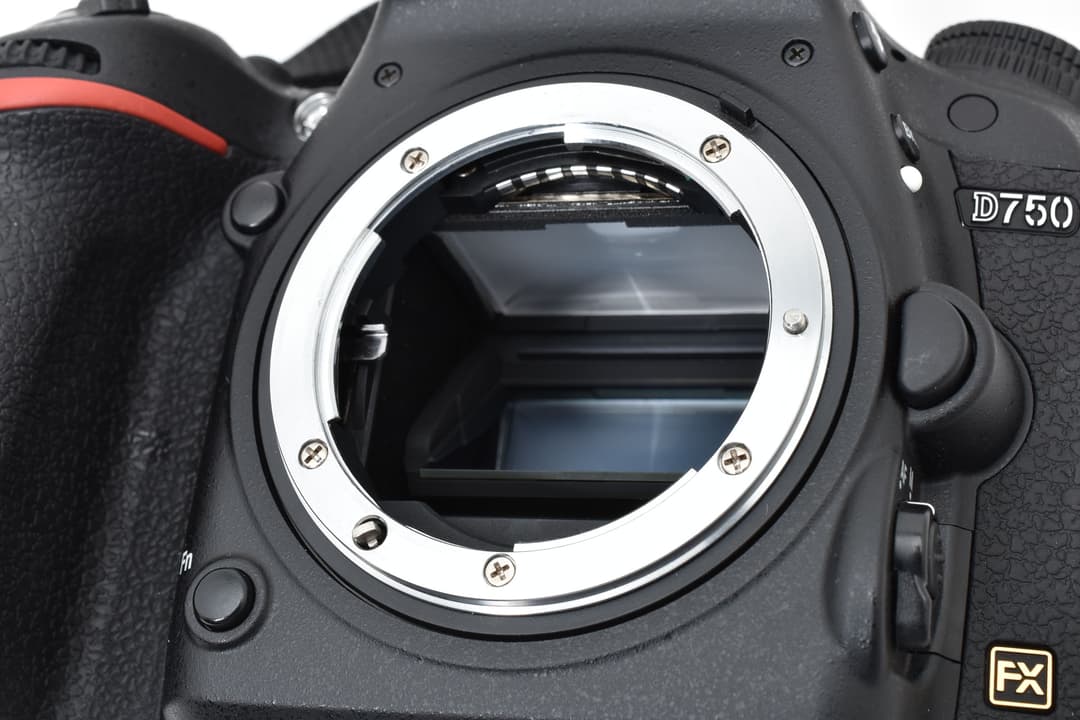 ■ほぼ新品■ ニコン D750 一眼レフカメラ #C630