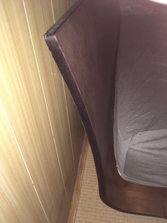 北欧の曲線美のステキなウッドベッドフレーム　ウォールナットブラウン