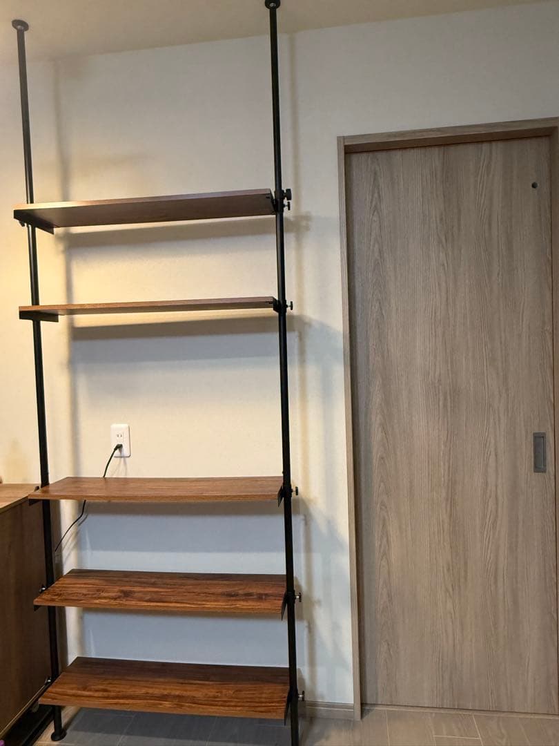 突っ張りシェルフ