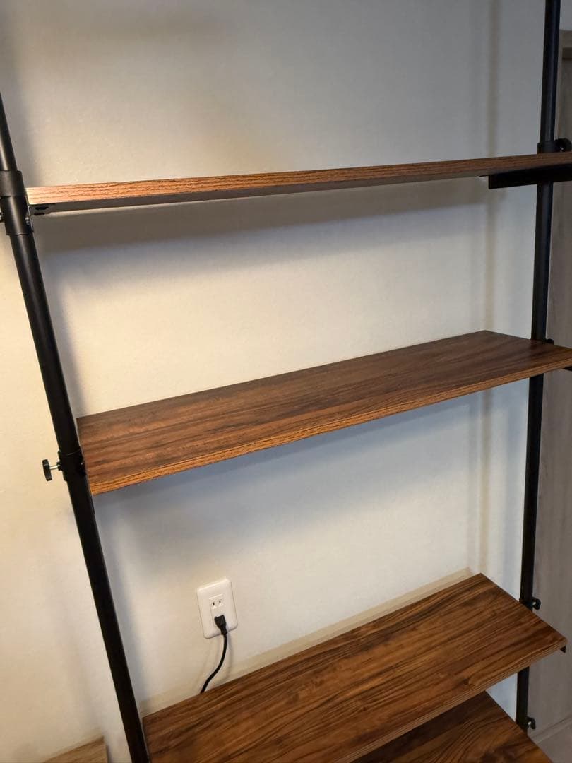 突っ張りシェルフ