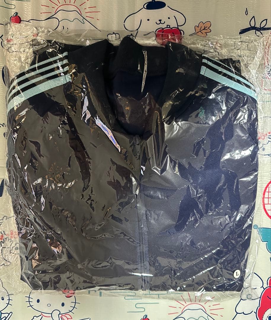 Tシャツ トラックジャケット 本革ヘルメットバッグ チェキフォルダ ナップサック