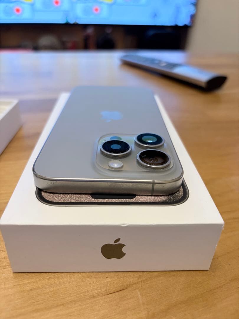 iPhone 15 Pro 128gb ナチュラルチタン　simフリー