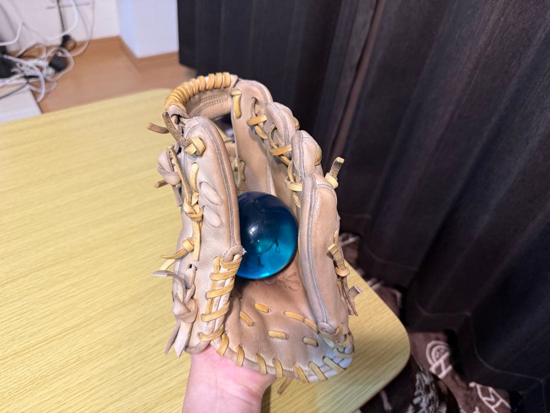 アトムズ　硬式用グラブ