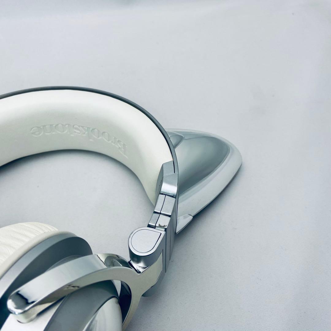 【限定】Ariana Grande × Brookstone ネコ耳ヘッドホン