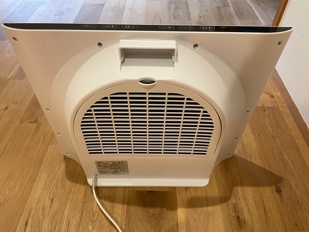 ほぼ新品 スリーアップ セラミックファンヒーター リモコン付き