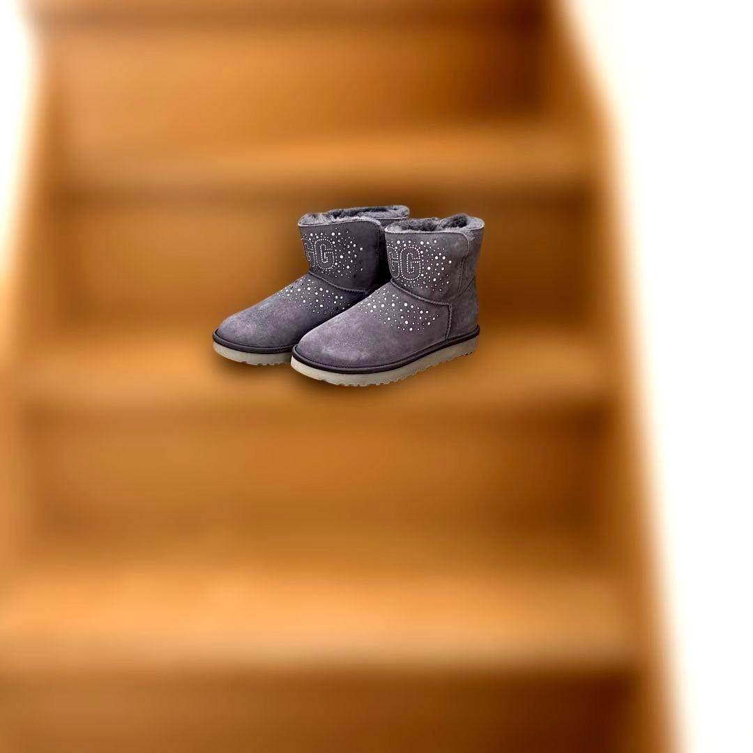 未使用　UGG ショートブーツ　25cm